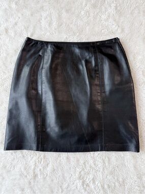VTG Y2K 90s Danier Woman Black Leather Mini Skirt US6 Classic Grunge Western